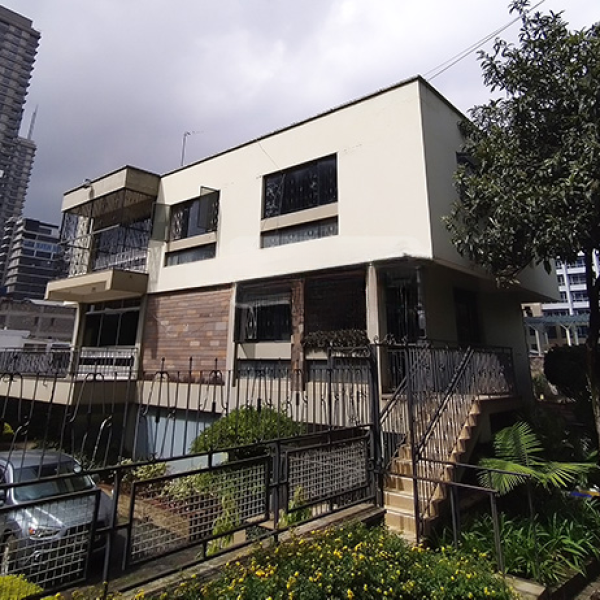 Westlands Commercial Plot for Sale